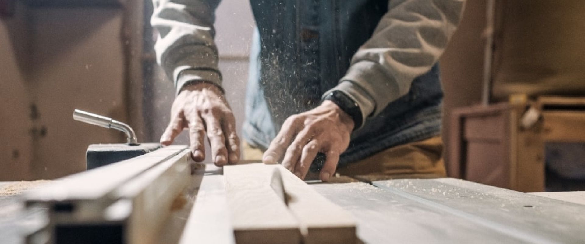 Mobili design Occhiobello: linee artistiche e comfort