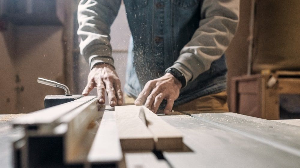 Mobili design Occhiobello: linee artistiche e comfort